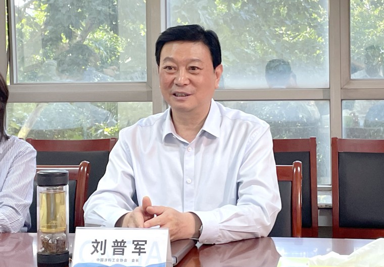 中國涂料工業(yè)協(xié)會(huì)會(huì)長劉普軍-okJPG