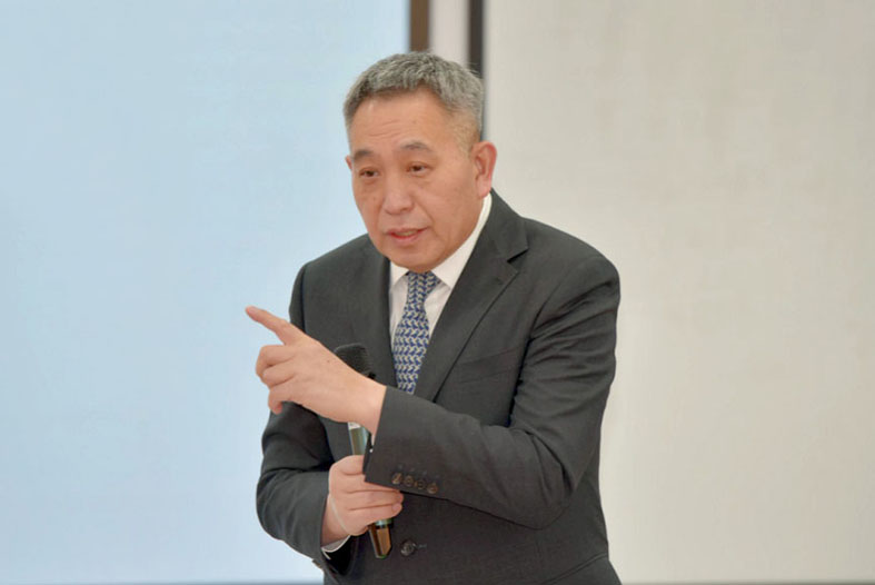 北京大學(xué)光華管理學(xué)院教授、博士生導(dǎo)師  李 其